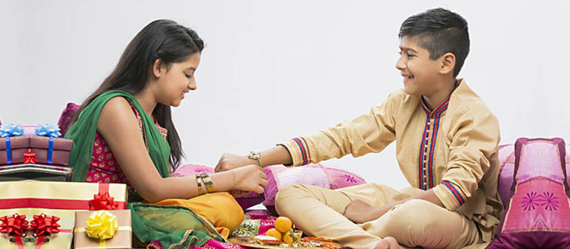 best time to tie Rakhi on Raksha Bandhan