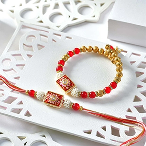 Alluring Bhaiya Bhabhi Rakhi Set