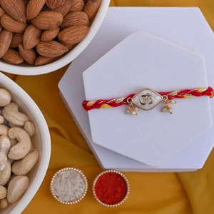 Pearl Om Rakhi with Premium Dry Fruits