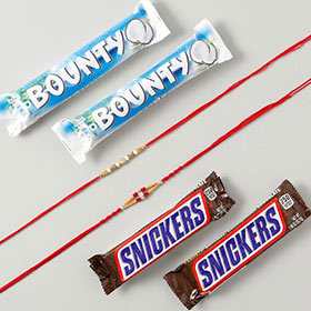Moti Rakhi Set With Four Chocolates