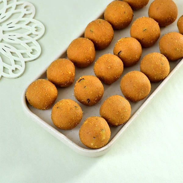 Set of Two Rakhi With Besan Laddoo & Ferrero