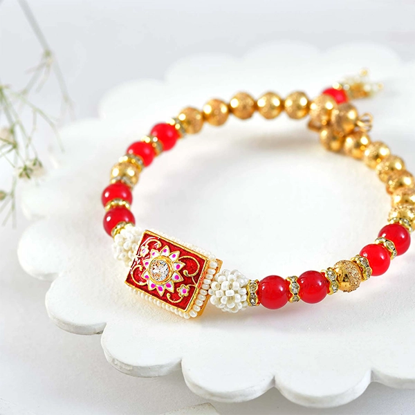 Alluring Bhaiya Bhabhi Rakhi Set