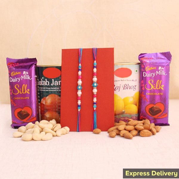 Rakhi with Scrumptious Delights