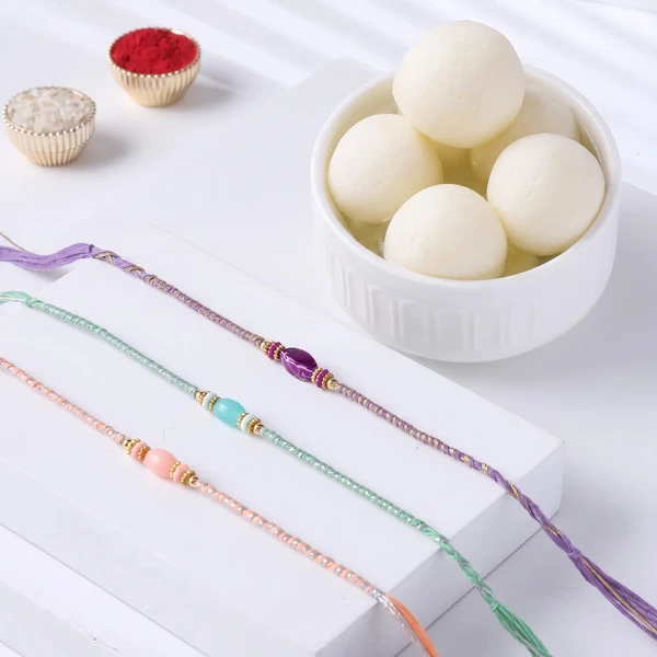 FNP Ethnic Rakhi With Rasgulla 1 Kg