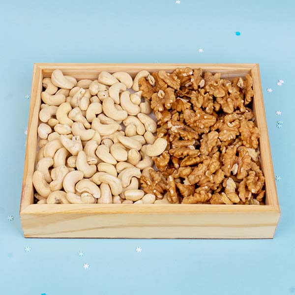 Walnuts and Cashews in Wooden Tray Gift Pack