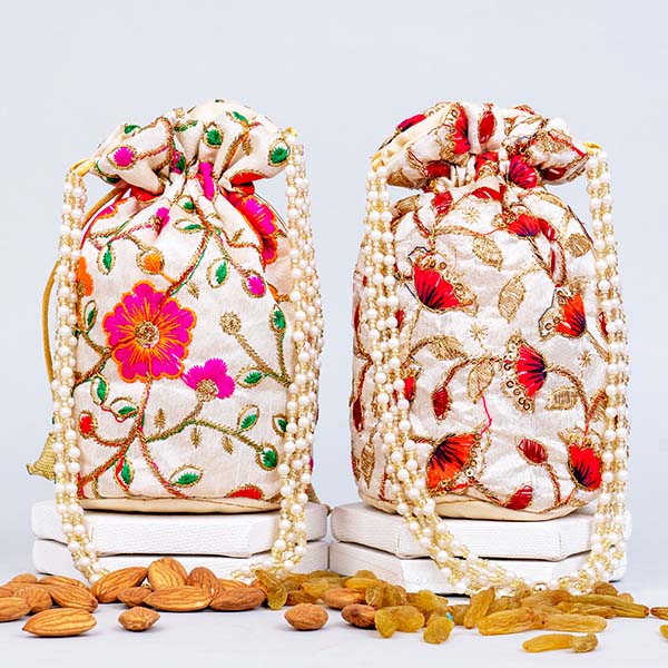 Designer Potlis with Almonds and Raisins Gift Pack