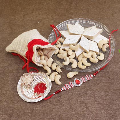 An Affectionate Rakhi Gift