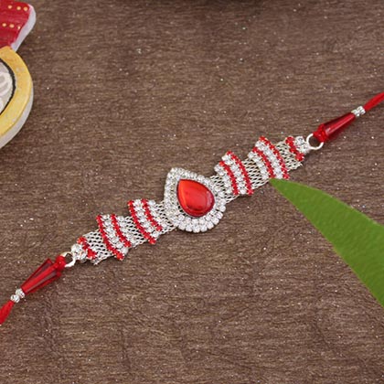 An Affectionate Rakhi Gift