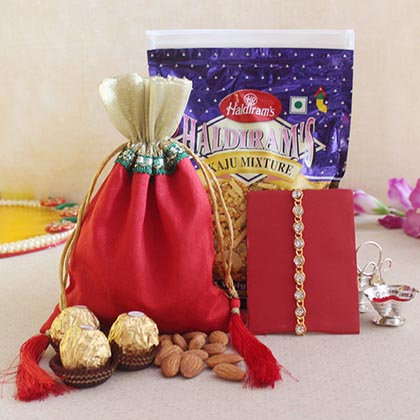 All-in-One Hamper