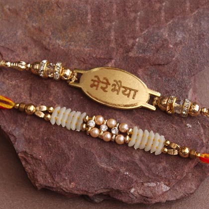 Adorable Rakhis pair