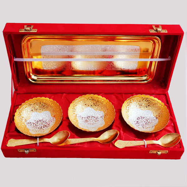 Majestic Golden Rakhis Hamper