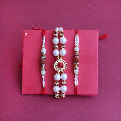 Pearl Rakhis Amazement