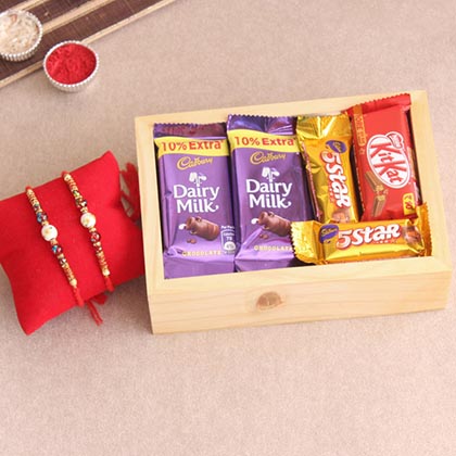 Rakhi Elegance