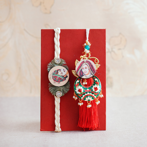 Vivacious Bhaiya Bhabhi Rakhi Gift