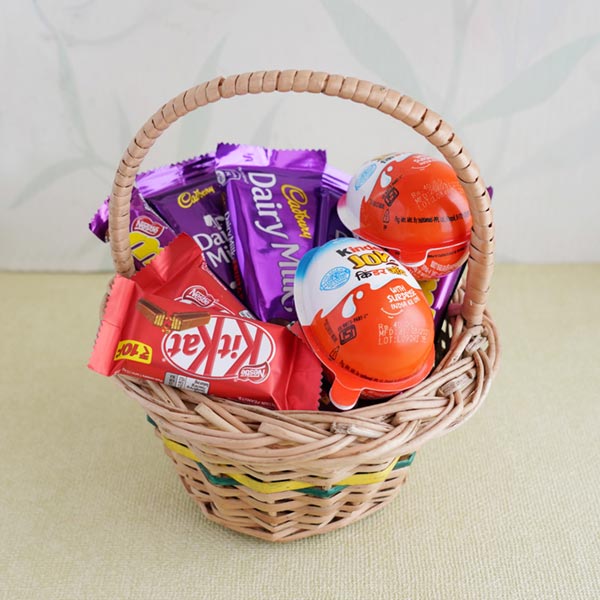 Bhaiya Bhabhi and Kids Rakhi Chocolate Hamper