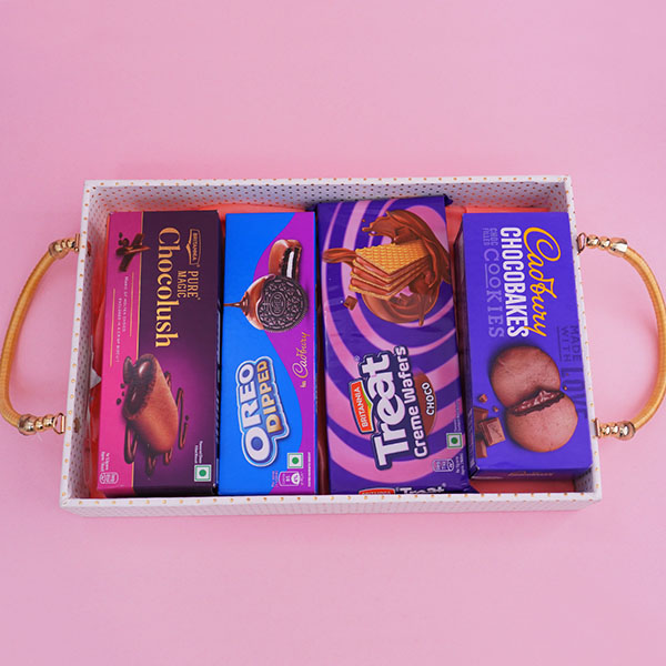 Krishna Rakhi with Chocolates in Tray
