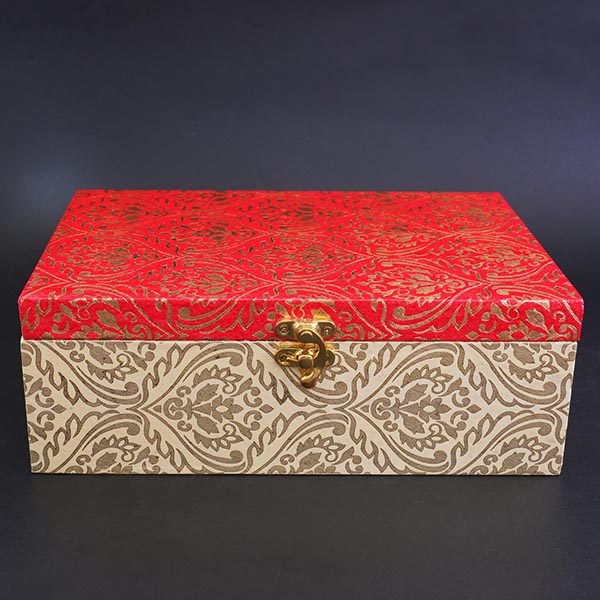 Golden Rakhi N Designer Rakhi with Chocolates Gift Hamper