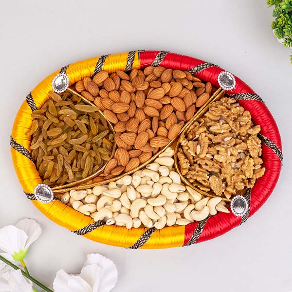 Set of 2 Rakhis with Dry Fruit Tray for Brothers