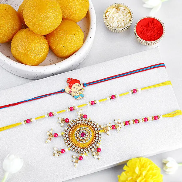 Family Rakhi Set N Sweet Motichoor Laddoo Combo