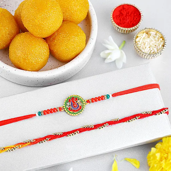 Timeless Tradition Rakhi Pack with 400gm Motichoor Laddoo For Singapore