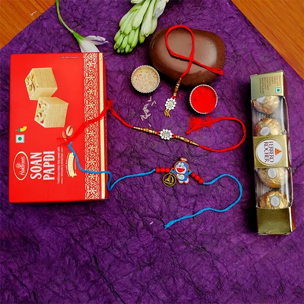 SPLENDID FAMILY RAKHI COMBO